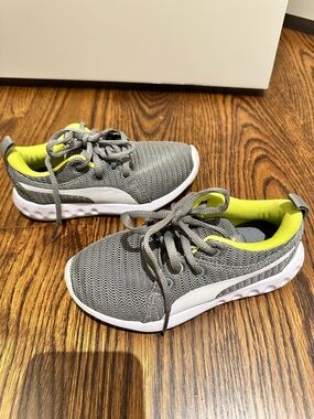 Puma Kids' Gray & Lime Athletic Sneakers size 11.5c
